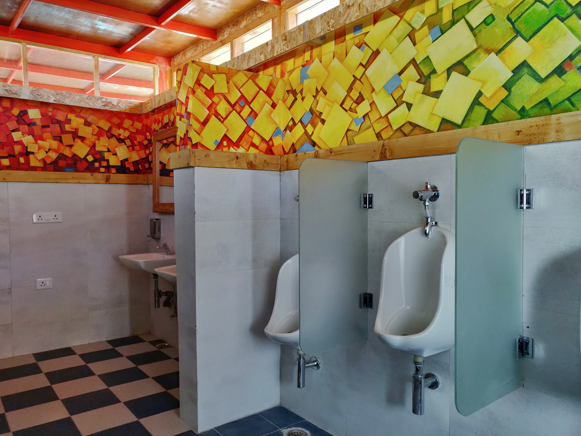 Zangsti Café & Public Toilet — detail two